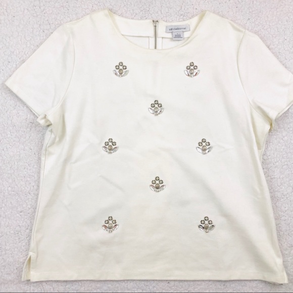Liz Clairborne White Tee with Crystals - Picture 2 of 4